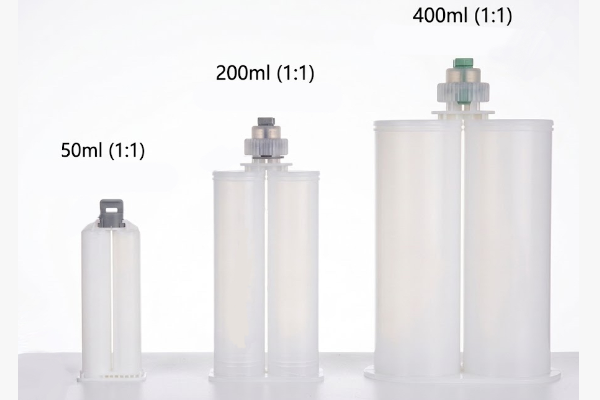 Industrial 2k adhesive cartridge sizes comparing 50ml, 200ml, and 400ml dual barrel assemblies.